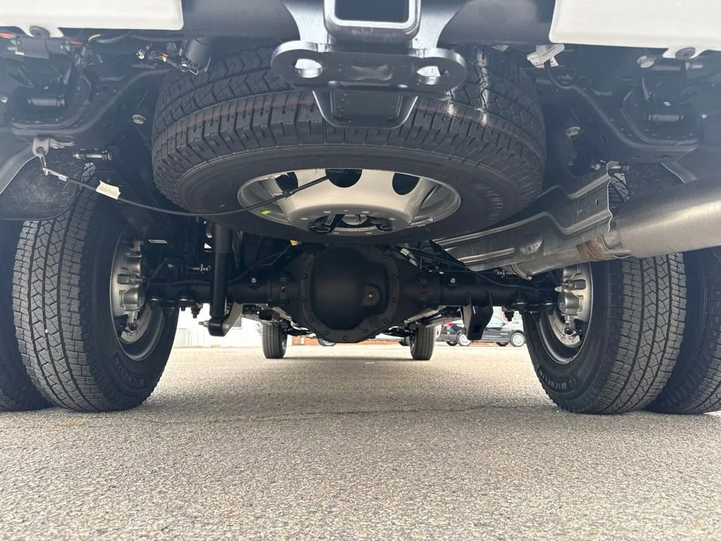 New 2026 Glacier White Tricoat GMC Denali Ultimate DRW image 34