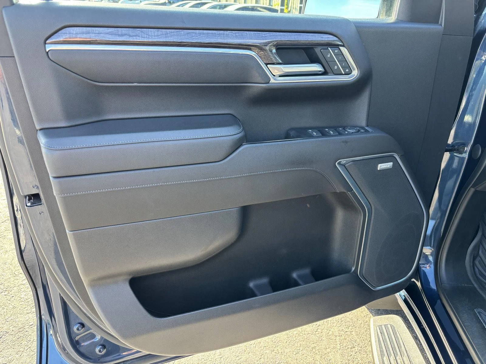 Used 2022 NORTHSKY BLUE METALLIC Chevrolet LTZ image 14