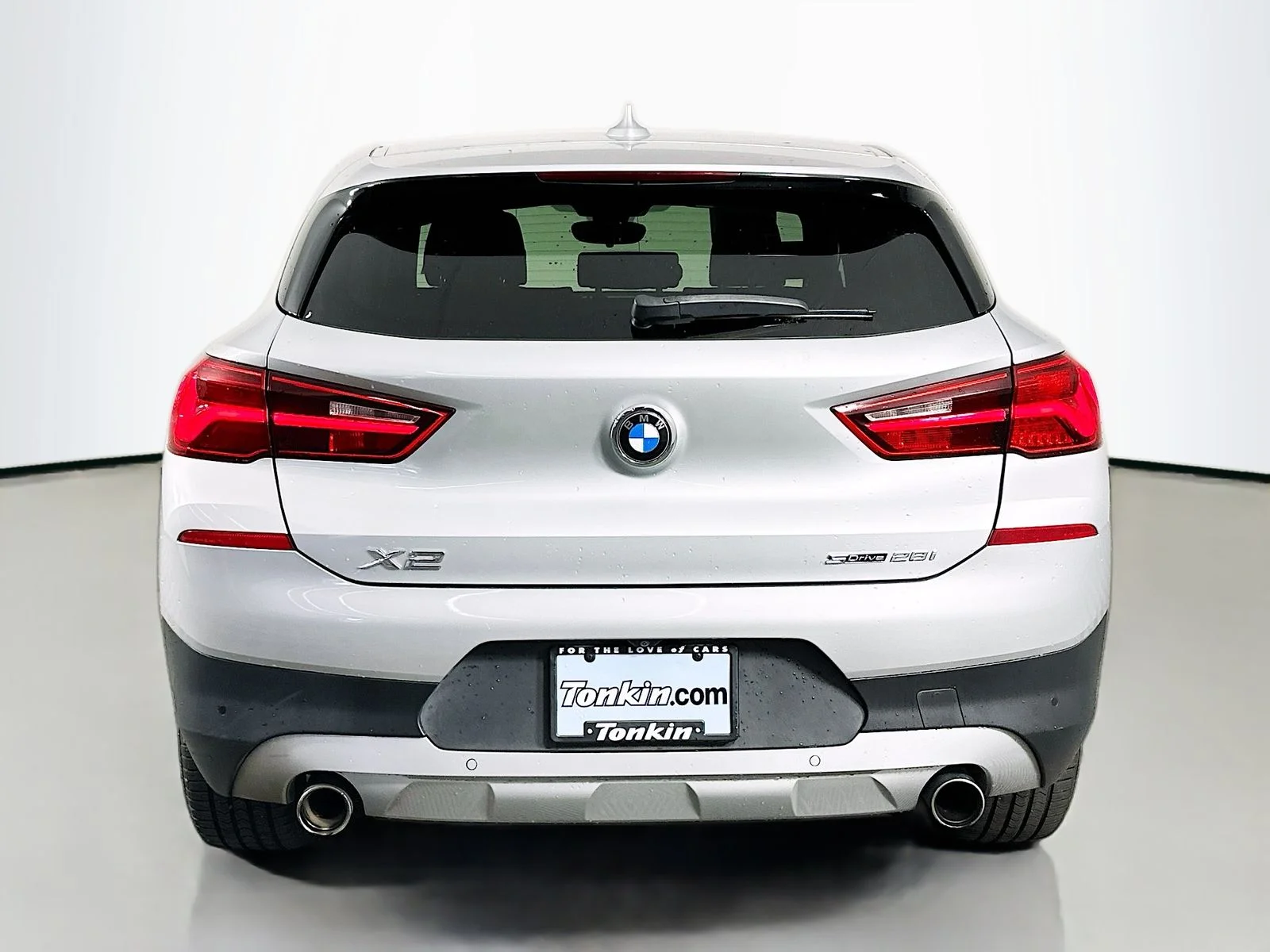 Used 2020 Glacier Silver Metallic BMW sDrive28i image 7