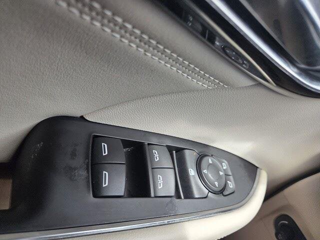 Used 2023 Summit White Buick Preferred image 22