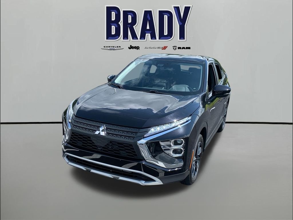 Used 2026 Black Mitsubishi SE image 3