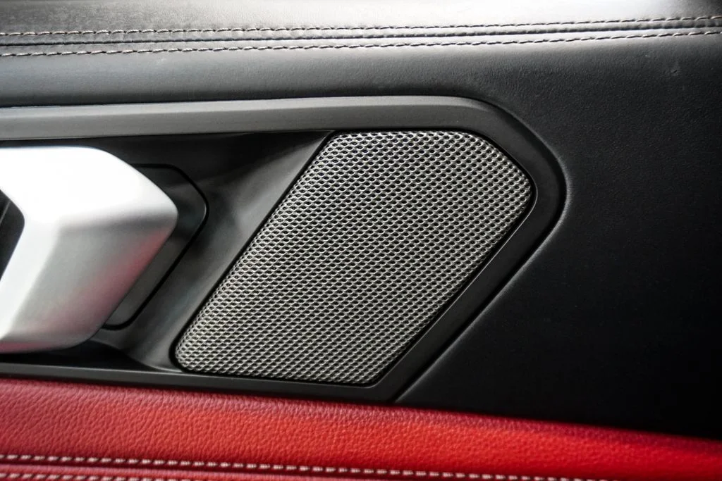 Used 2020 Black BMW M50i image 10