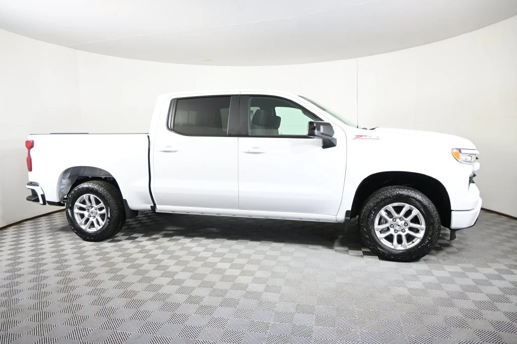 2026 Chevrolet Silverado 1500 RST - Photo 9