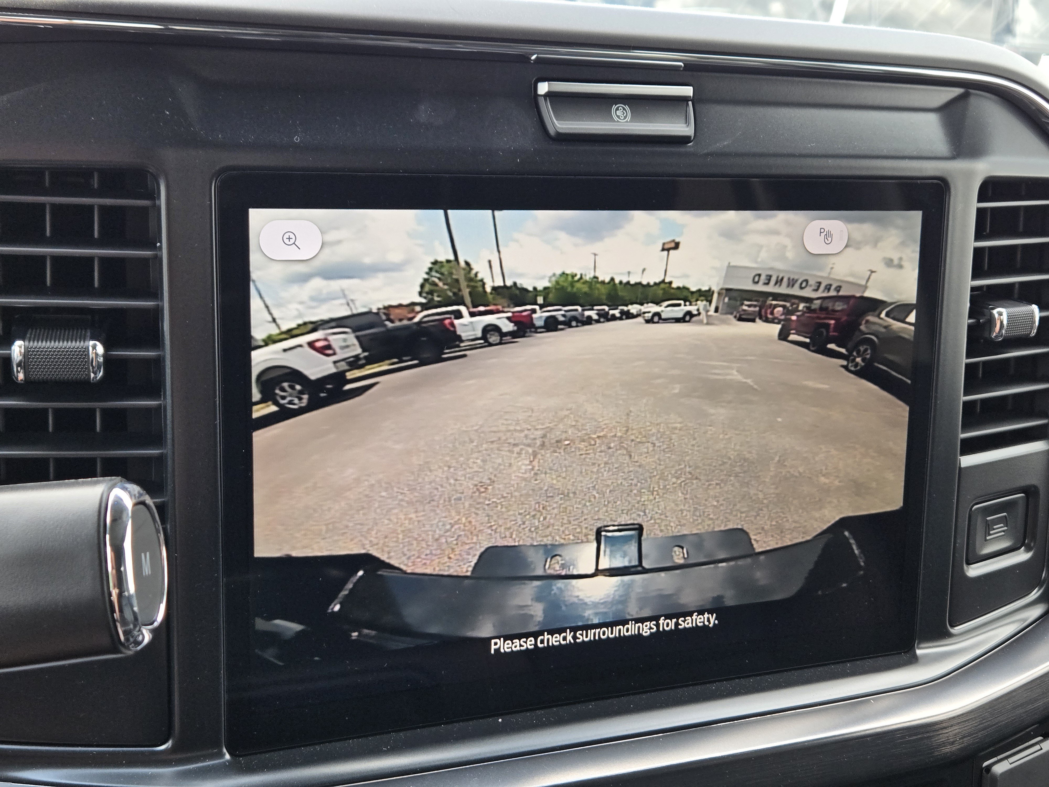 New 2026 Marsh Gray FORD F-450® LARIAT® image 28