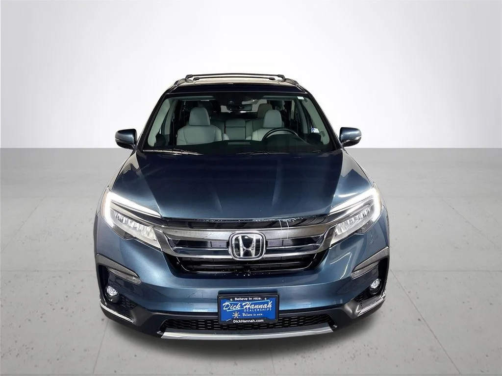 Used 2021  Honda Touring image 3