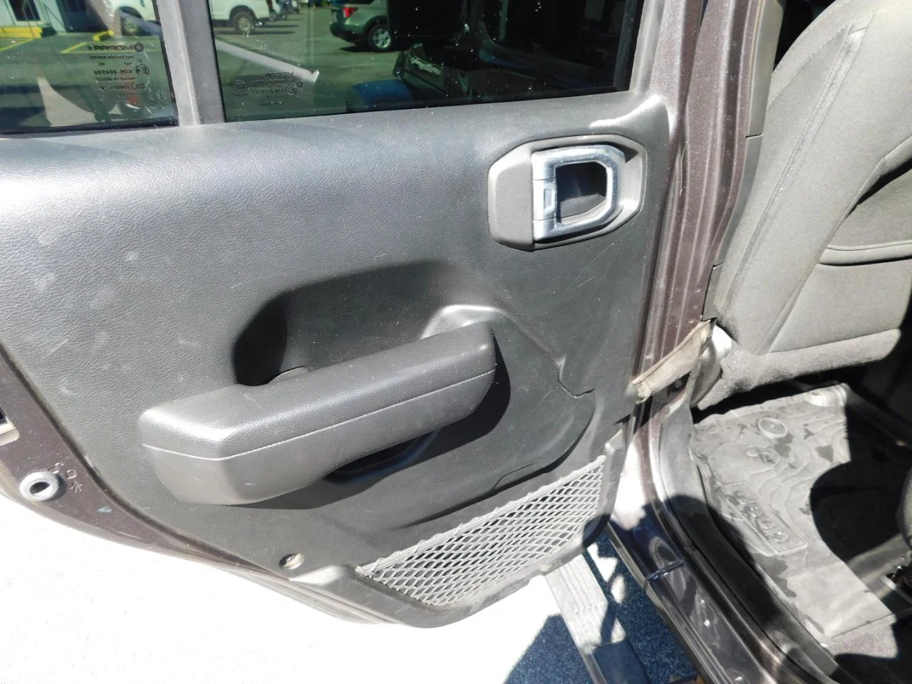Used 2019 Gray Jeep SPORT S 4X4 image 21