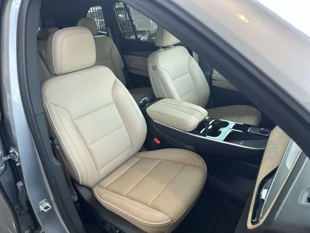 Certified Used 2025 Gray Buick Preferred image 26