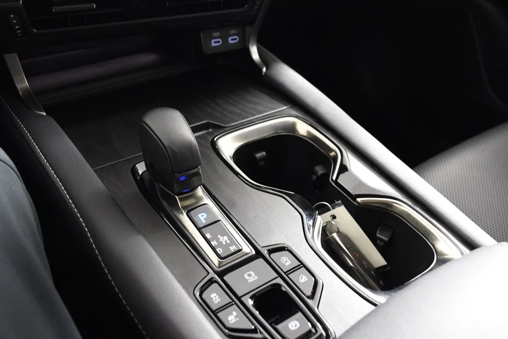 Used 2025 Eminent White Pearl Lexus 350 Premium image 31