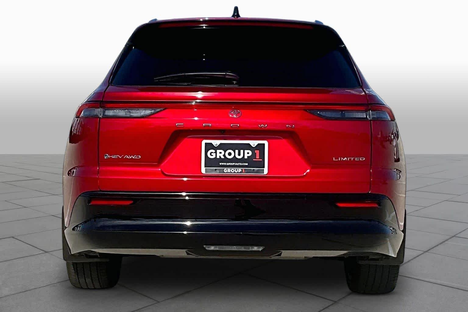 Used 2025 Finish Line Red Toyota Limited image 4