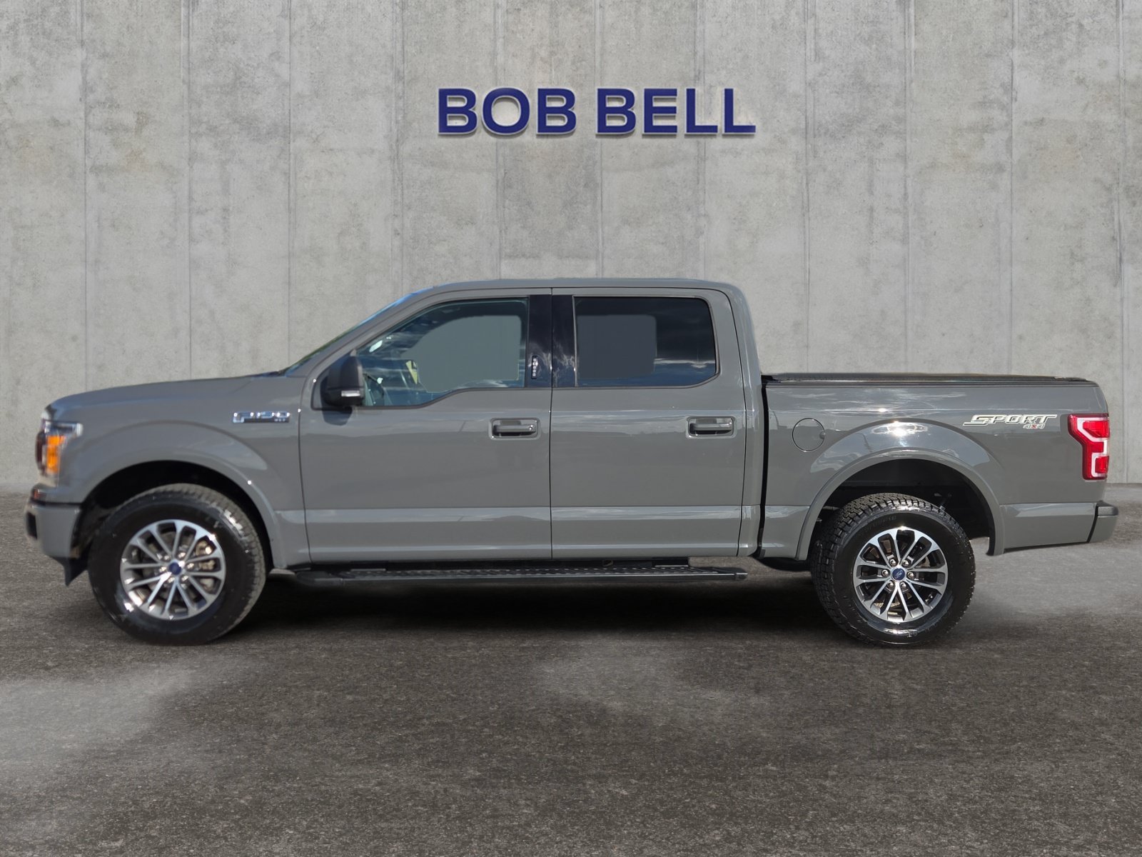 2018 Ford F-150 XLT - Photo 2