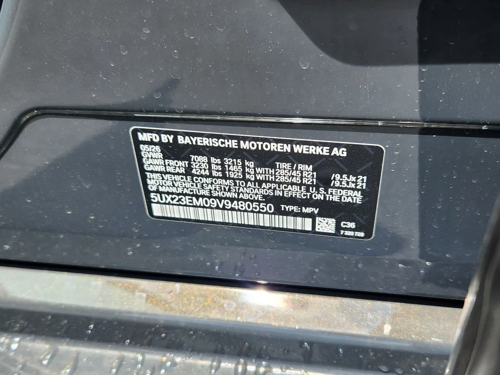 New 2027 Dravit Grey Metallic BMW xDrive40i image 24