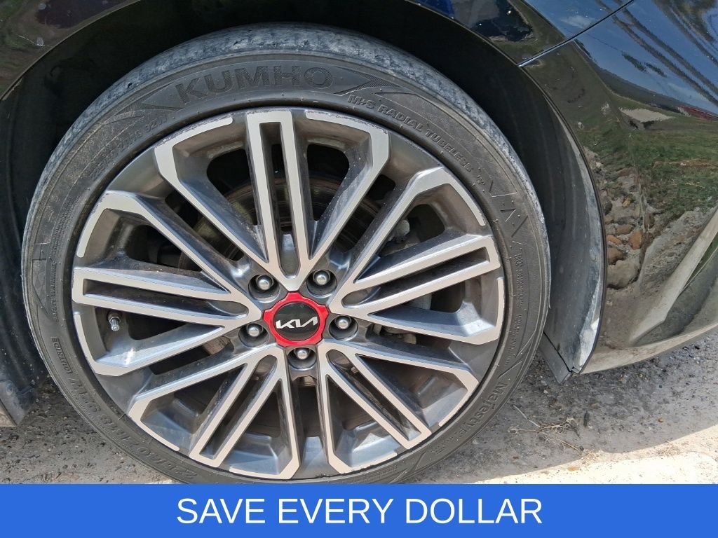 Used 2022 Black Kia GT image 21