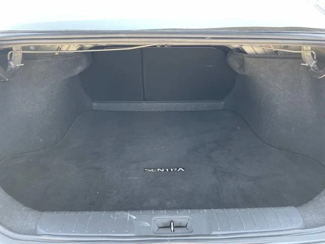 Used 2024 Gray Nissan SV image 7