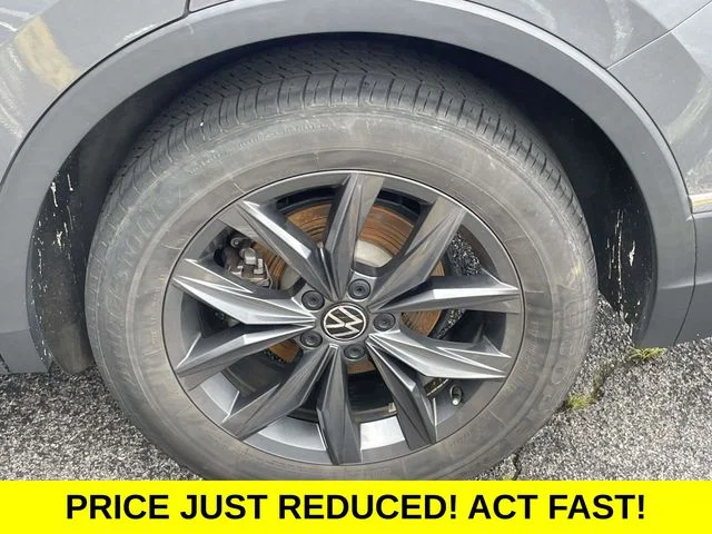 Certified Used 2023 Gray Volkswagen 2.0T SE image 11