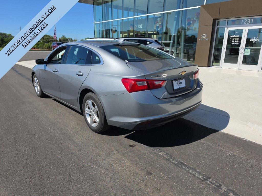 Used 2024 Gray Chevrolet LT image 3