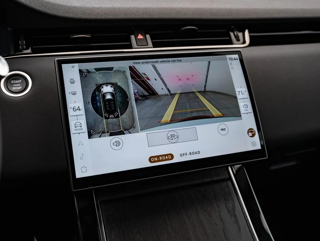 New 2026 Fuji White Land Rover Dynamic image 35