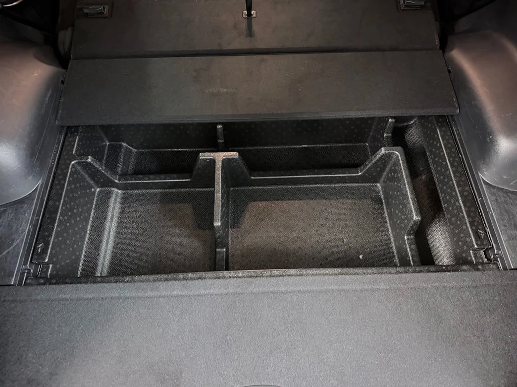 Used 2017 Black Hyundai 2.4 Base image 29