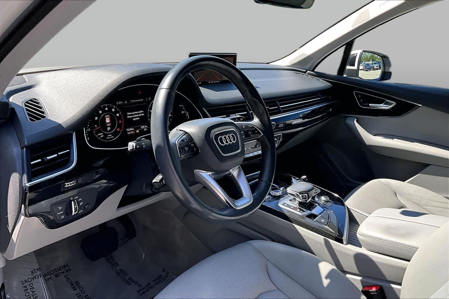 Used 2019 Carrara White Audi SE Premium Plus image 18