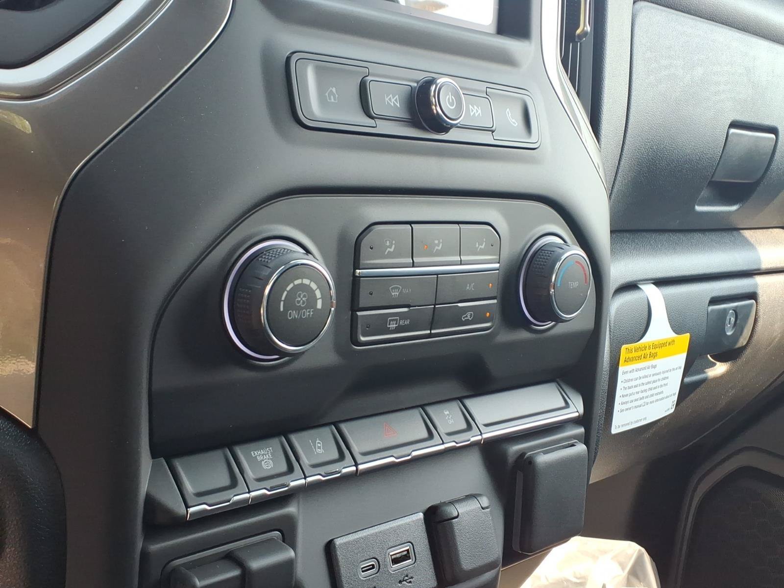 2026 Chevrolet Silverado 3500 HD Work Truck - Photo 8