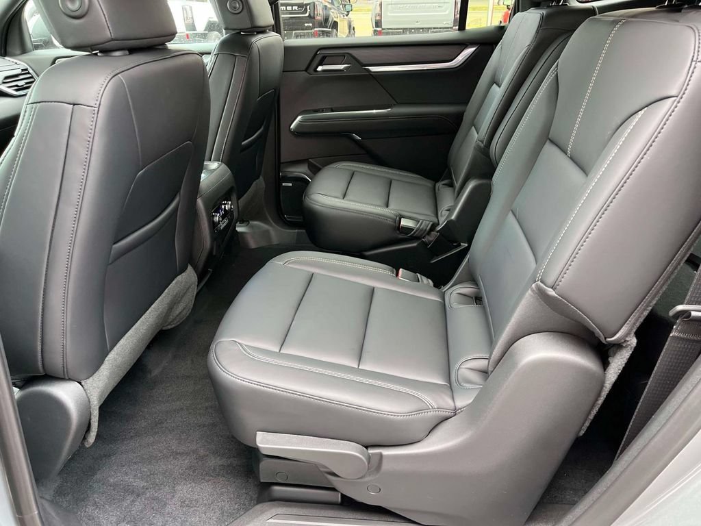 New 2026 Sterling Metallic GMC Elevation image 16