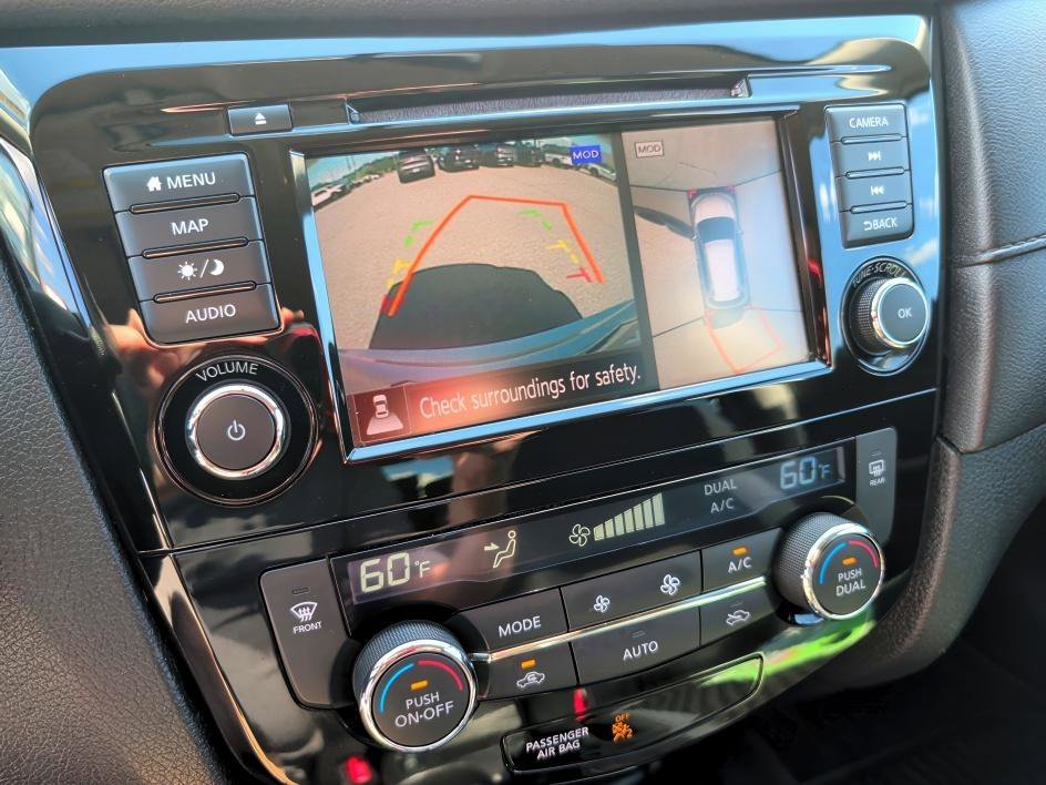 Used 2018 Brilliant Silver Nissan SV image 23