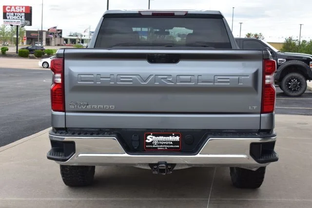 Used 2021 Gray Chevrolet LT image 6
