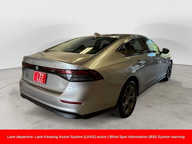 Used 2024 Solar Silver Honda EX image 6