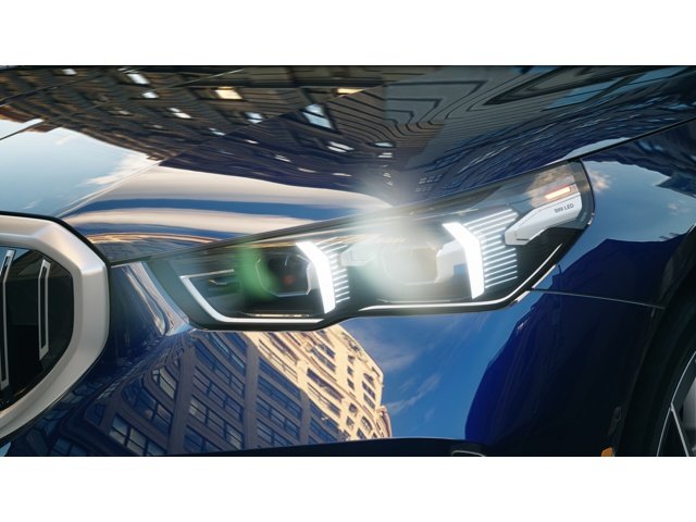 New 2027 Tanzanite Blue II Metallic BMW 540i xDrive image 6