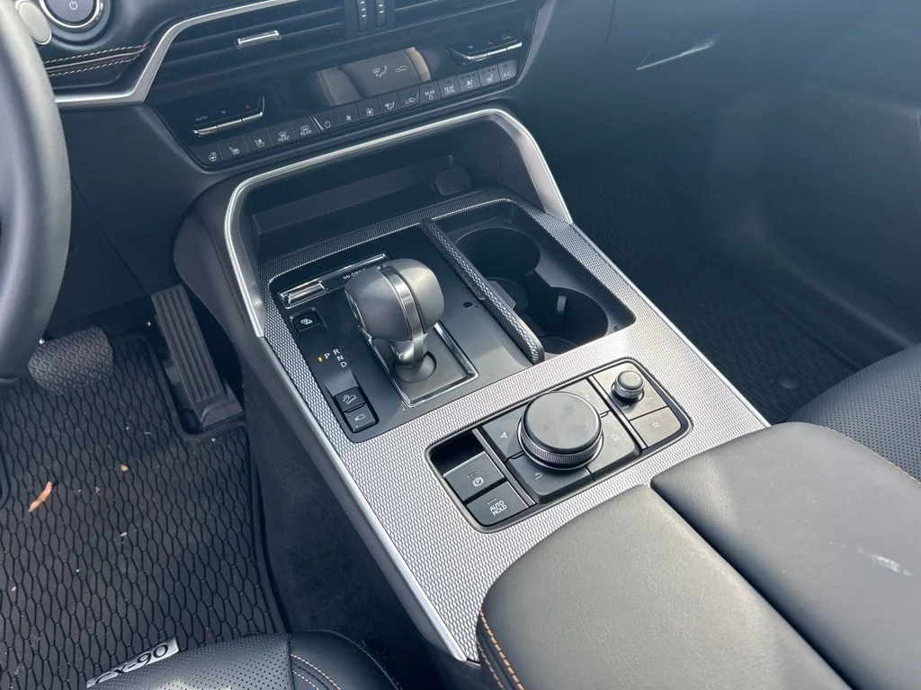 2025 Mazda CX-90 Premium Plus Package - Photo 18