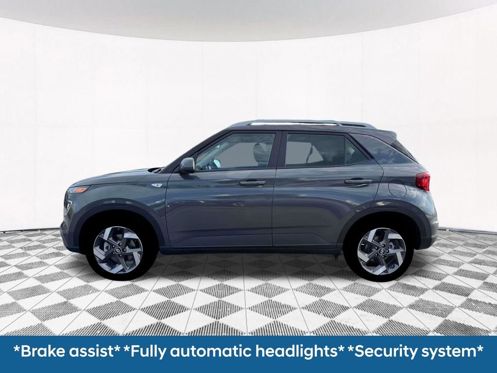 New 2026 Gray Hyundai SEL image 4