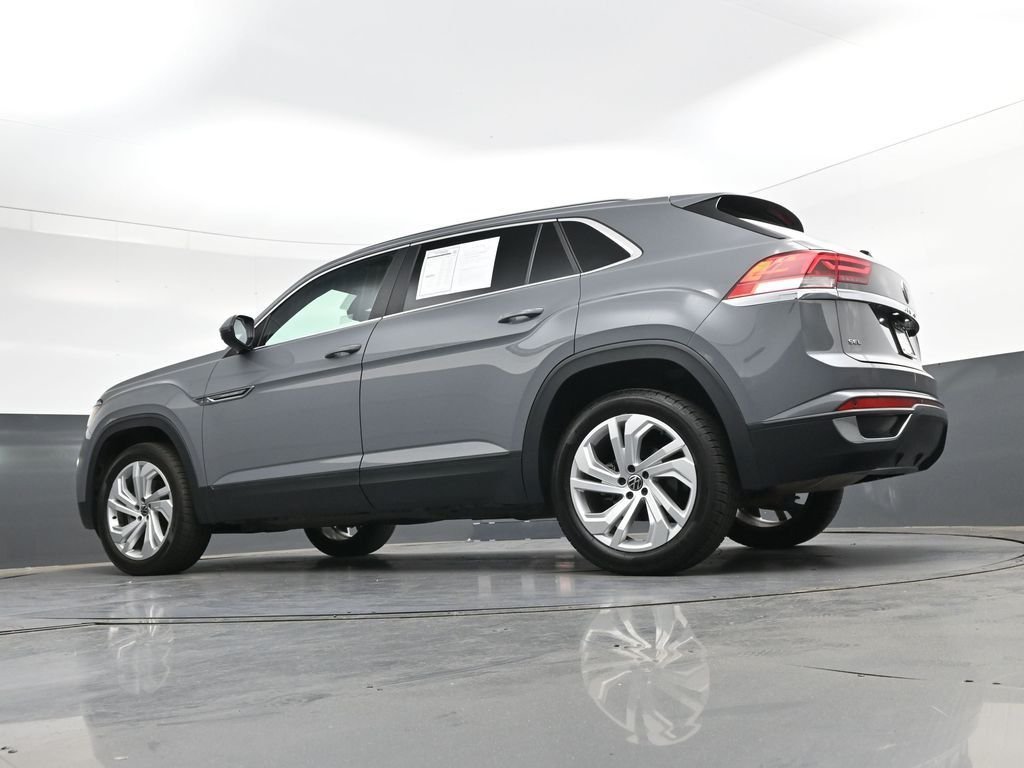 Used 2021  Volkswagen 2.0T SEL image 44