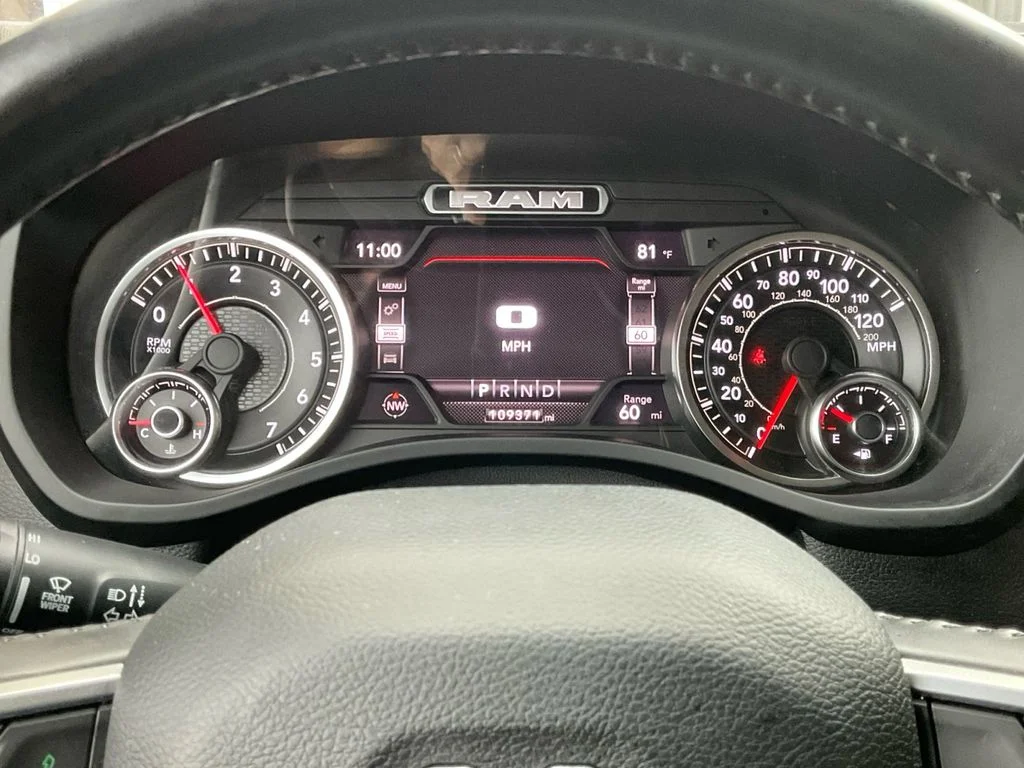 Used 2022 Blue Ram Laramie image 19