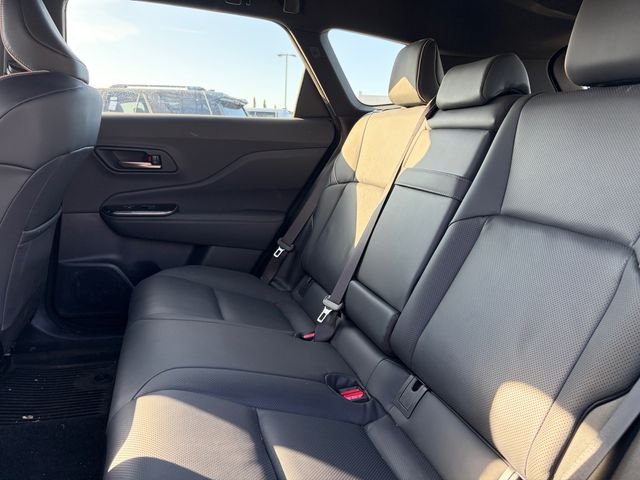 Used 2025 White Toyota XLE image 22