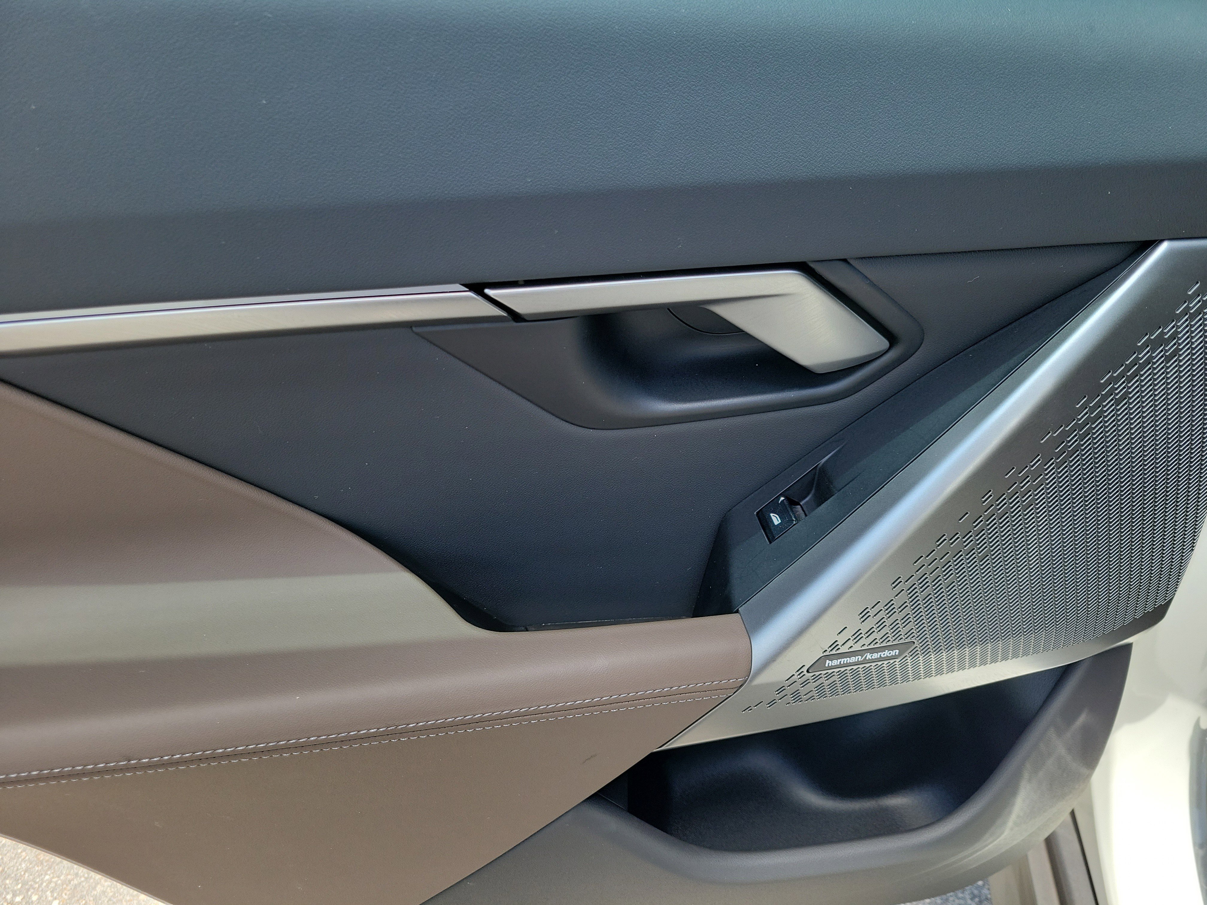 Used 2024 Mineral White Metallic BMW 530i image 26