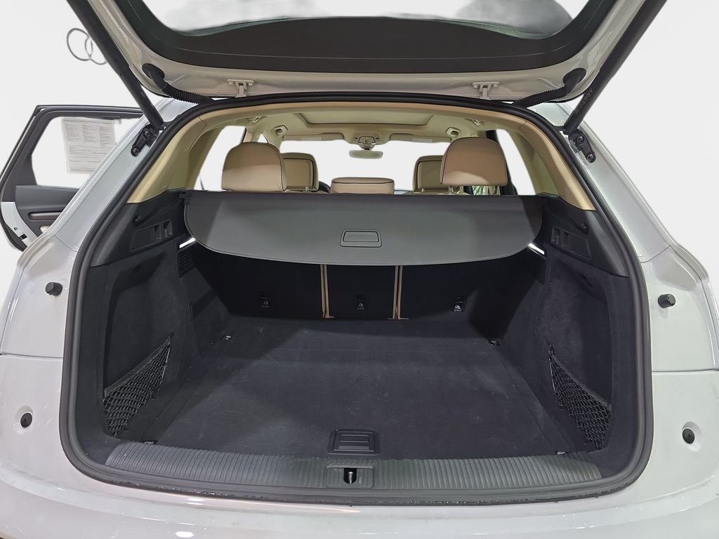 Used 2023 White Audi 45 S line Prestige image 14