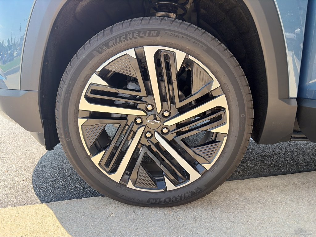 New 2027 Lakeshore Blue Metallic Chevrolet RS image 31