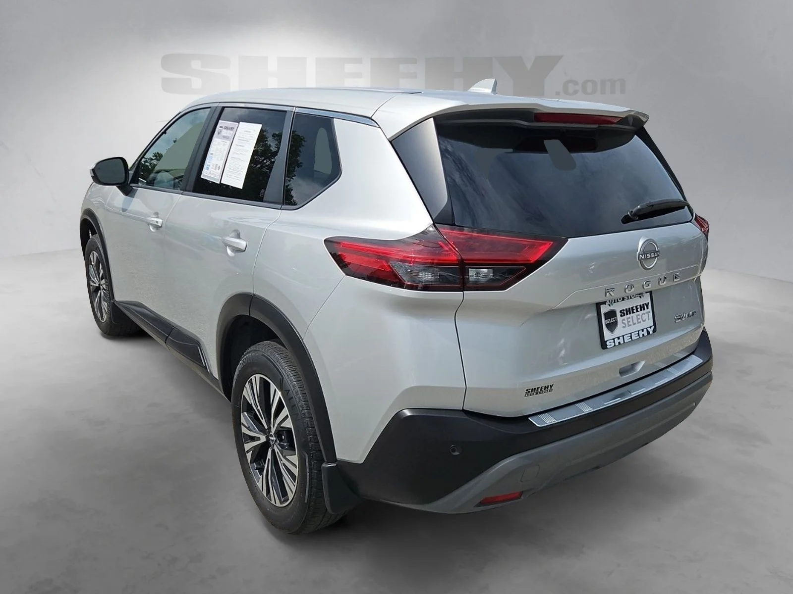 Used 2023 Silver Nissan SV image 14