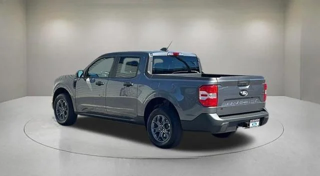 New 2026 Carbonized Gray Metallic Ford XLT image 25