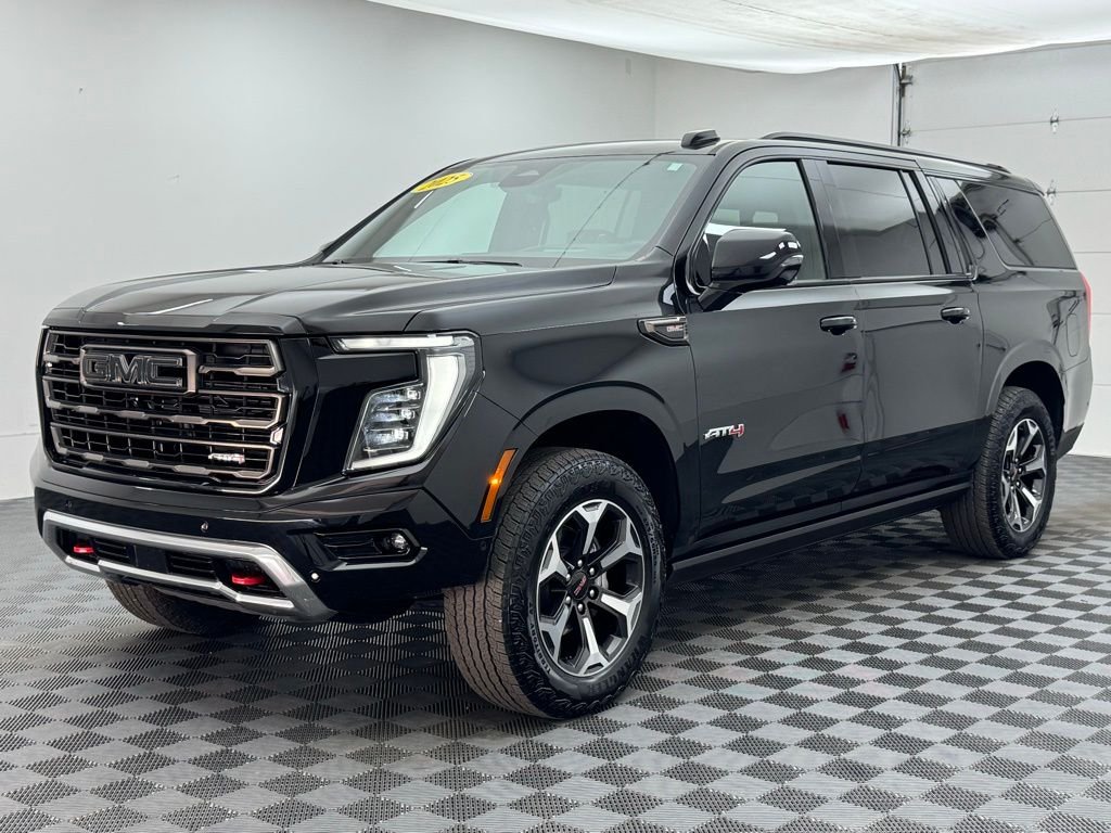 Used 2025 Onyx Black GMC AT4 Ultimate image 2