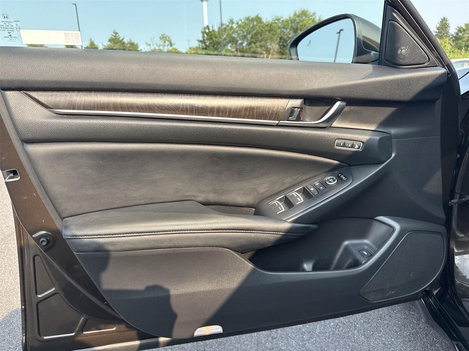 2018 Honda Accord Hybrid EX-L - Photo 15