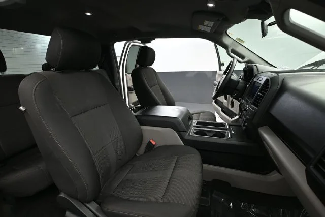 Used 2019 White Ford XL image 36