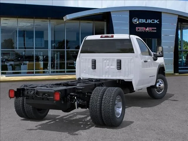 New 2026 Summit White GMC Pro image 4