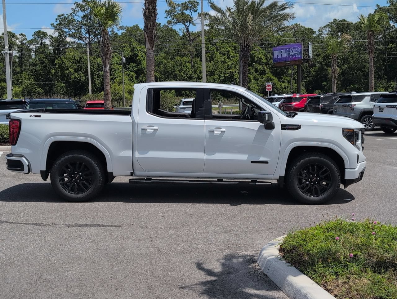 New 2026 Summit White GMC Elevation image 9