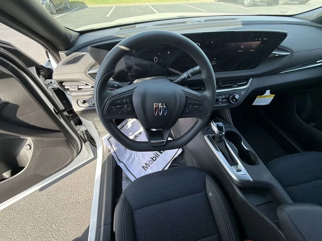 New 2026 Summit White Buick Preferred image 20