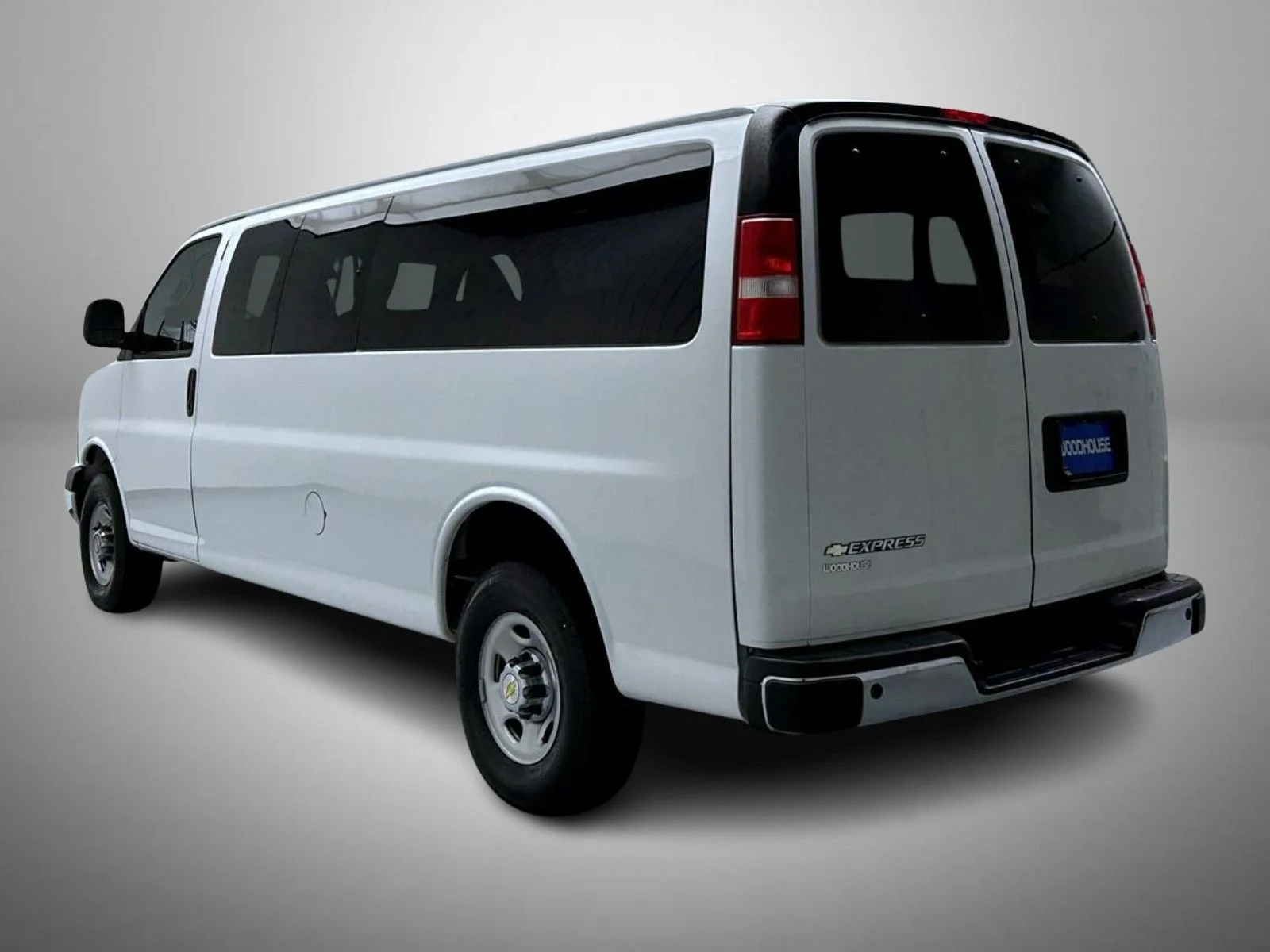 Used 2024 White Chevrolet LT image 7