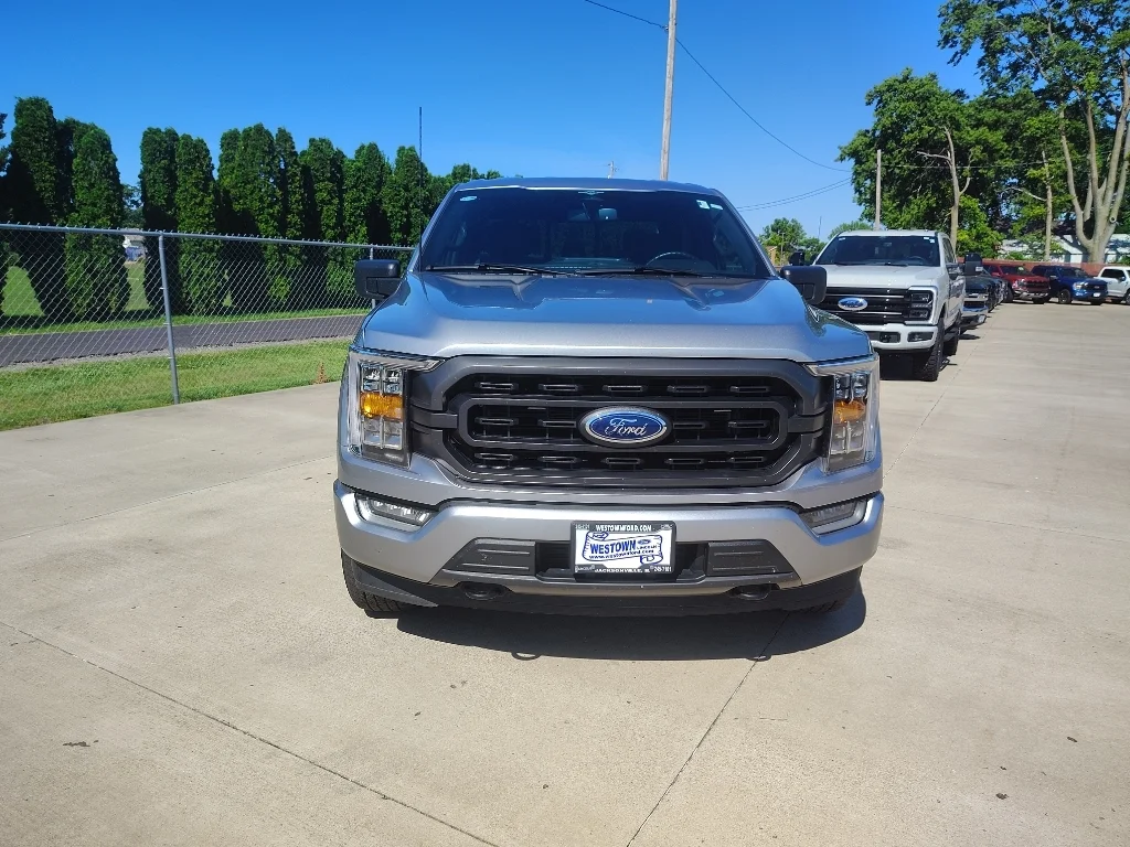 Used 2023 Iconic Silver Metallic Ford XLT image 8