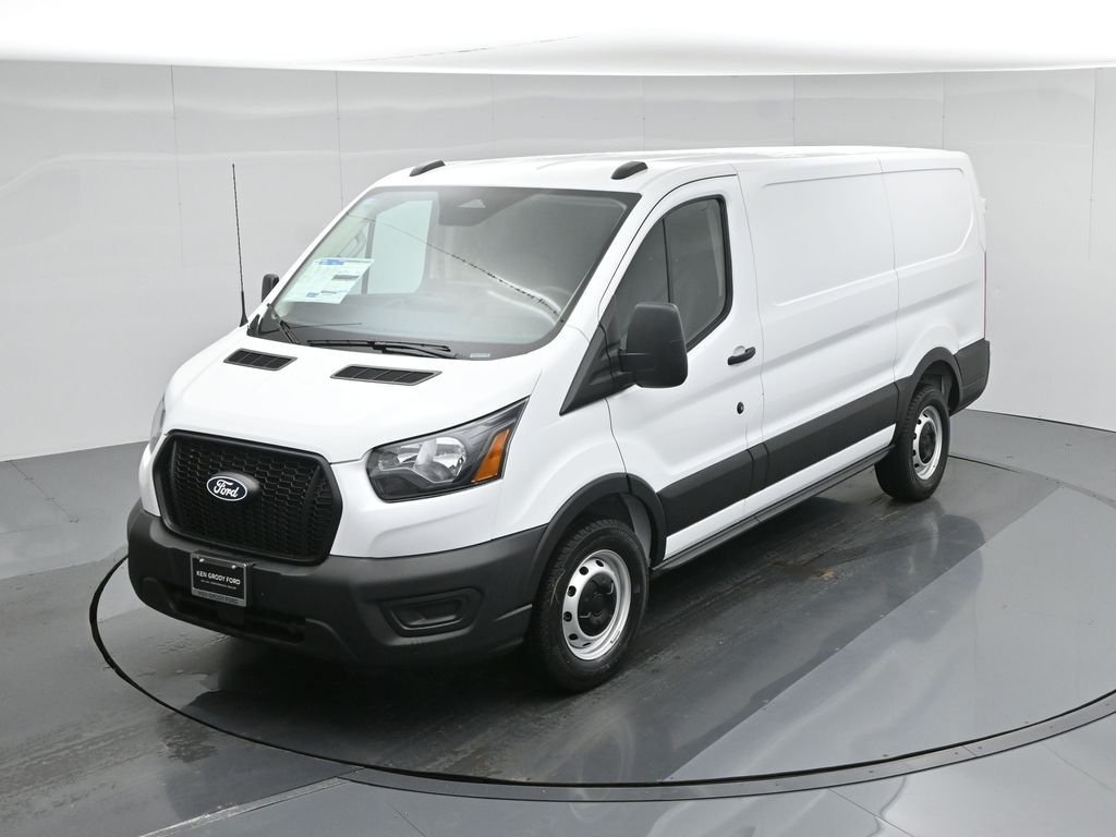New 2026 Oxford White Ford Base image 32