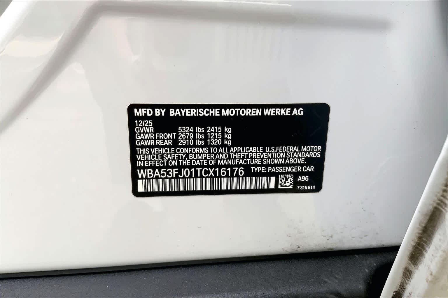 Used 2026 Mineral White Metallic BMW 530i xDrive image 31