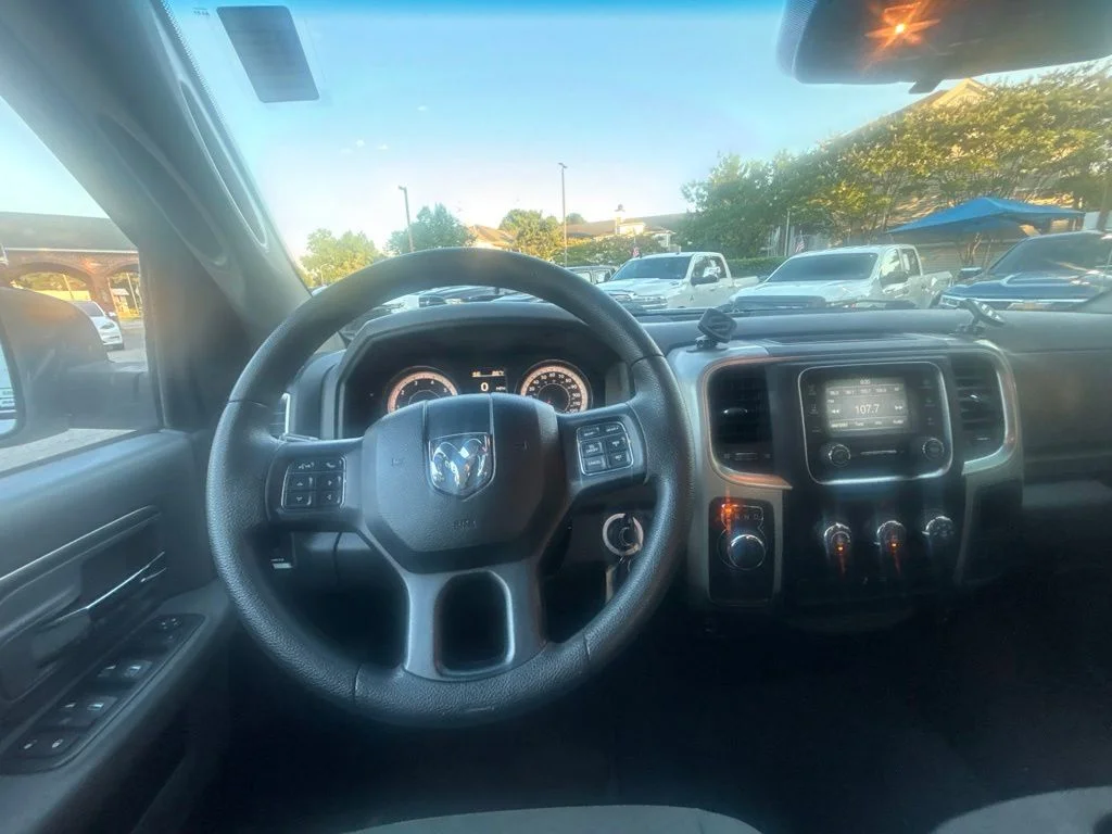 Used 2016 White Ram SLT image 11