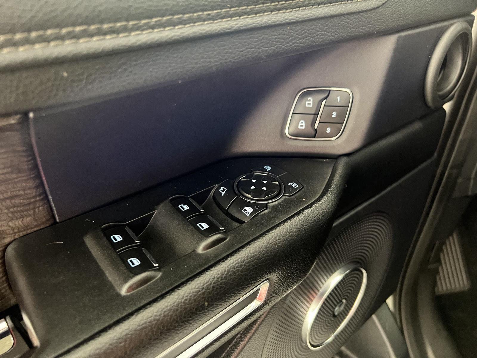 Used 2019 Ingot Silver Ford Limited image 18